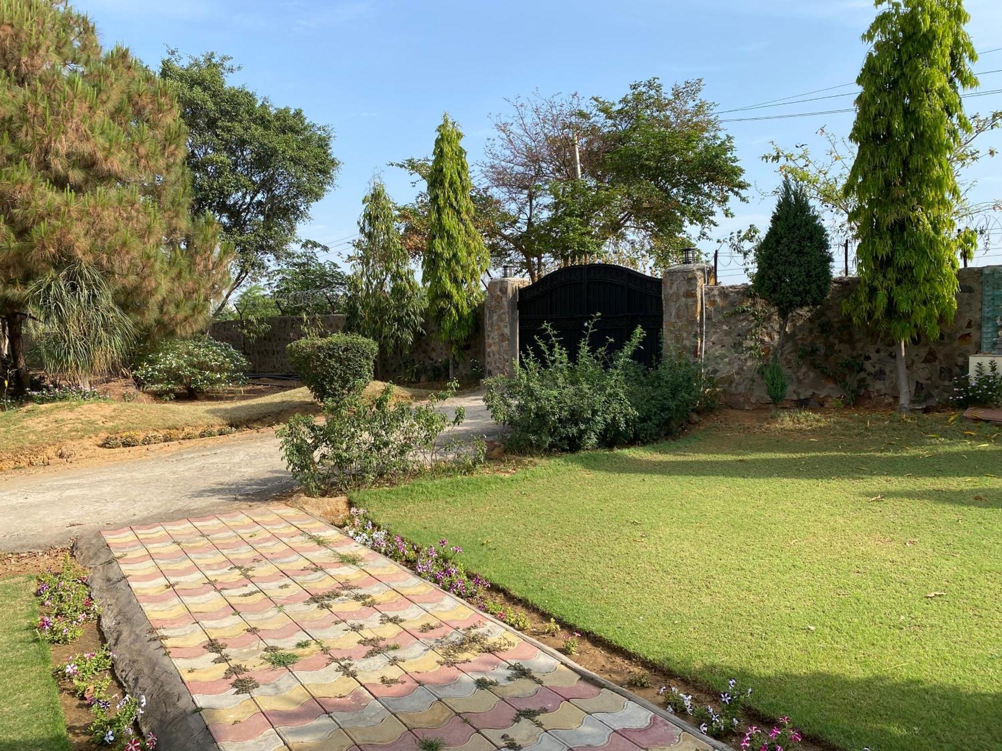 Orchard At Sarai Βίλα Γκουργκάον Εξωτερικό φωτογραφία